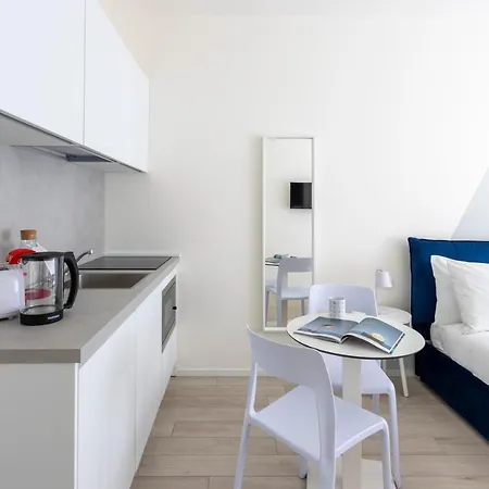 Italianway - The B Village Business