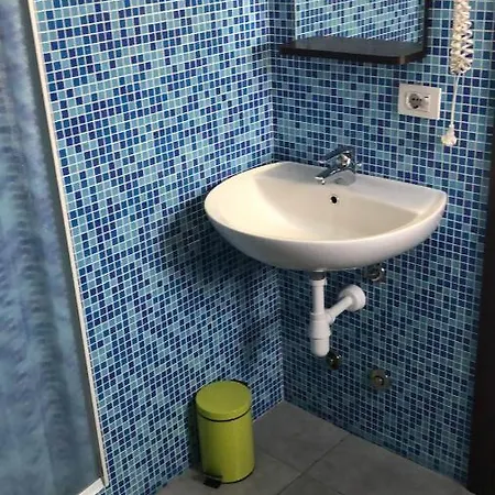 Villa Camilla Milano Metro 4 4* Милан