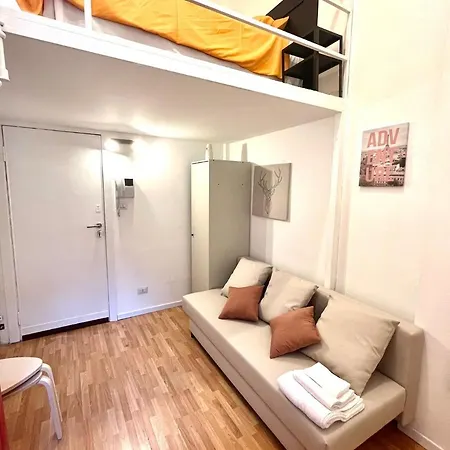 Orvieto10 Holiday home Milan