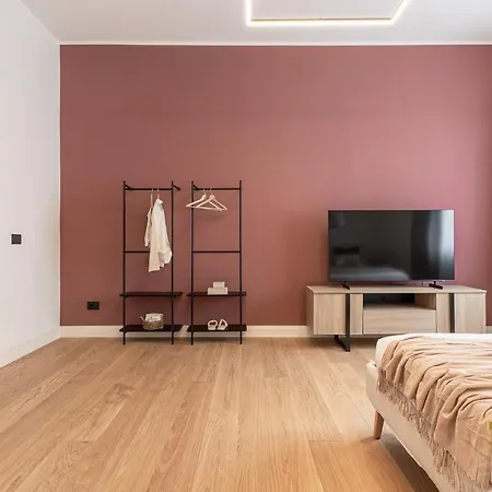 Beplace In San Babila *