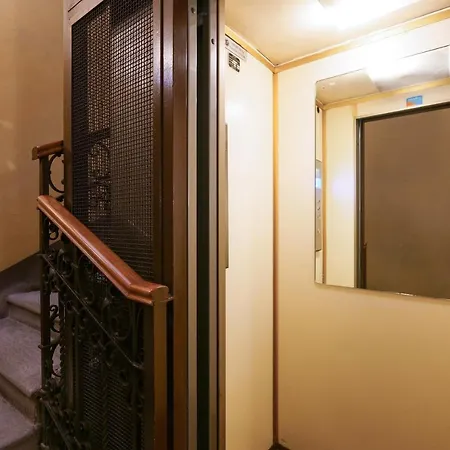 Castello Luxury - In The Heart Of Milano