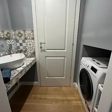 The Small White House In * Μιλάνο