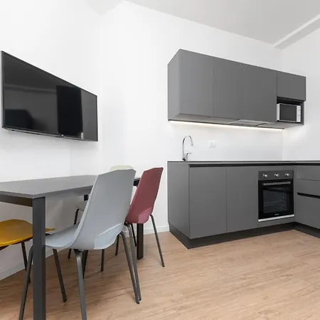 Appartement Casa Da Mirabello Milaan