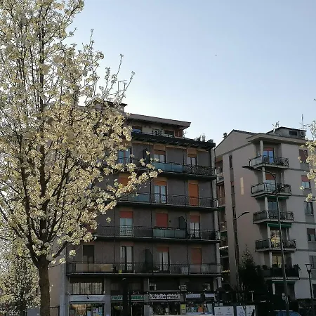 Negrelli Home - Vicino Ai Navigli - Ampio Bilocale Apartamento