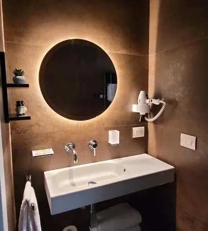 Santarella Pensión Milán