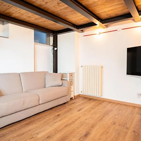 Likehome - Via Scaldasole Loft