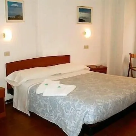 Hotel Mercurio Milan