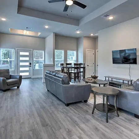 Genius Downtown Hotel