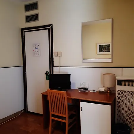 Mayorca מלון מילאנו