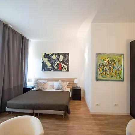 Residencia Cenisio Apartahotel