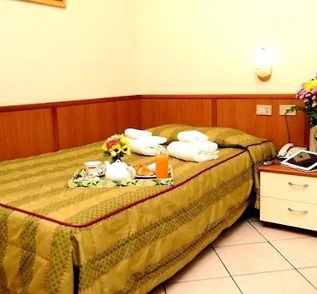 Hotel San Siro Fiera 2*