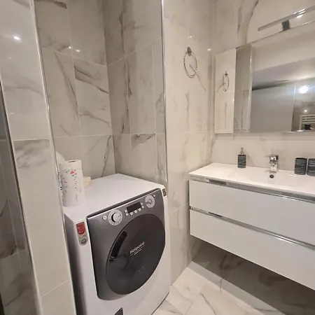 Isola - Ugo Bassi Charme Loft Apartment