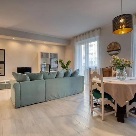 Apartment Caseospitali - Casa Janas, Elegante Trilocale Per 5 In Zona