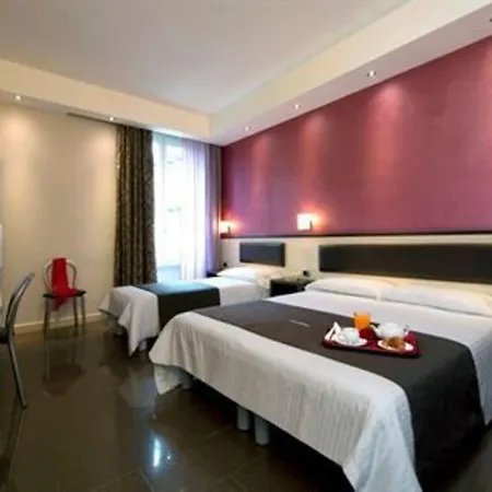 Hotel Five