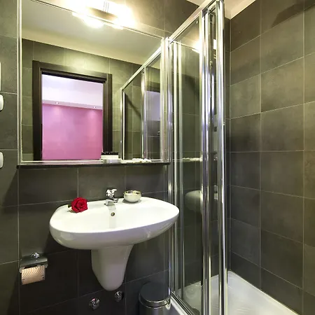 Five Hotel 3*