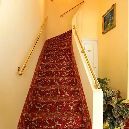 Hotel Cinque Giornate 3*