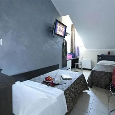 Ideale Hotel 3*