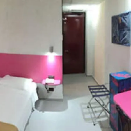 38 Hotel