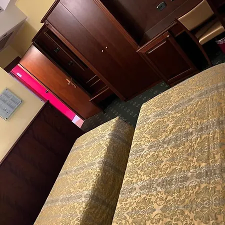 瓦加娜酒店 酒店 米兰