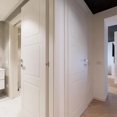 Brera Premium Near Duomo Wifi Apartman Milánó
