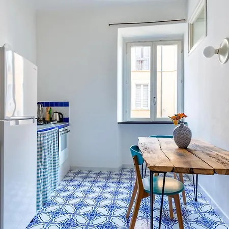 Apartament Porta Ticinese Colorful Apartment! Mediolan