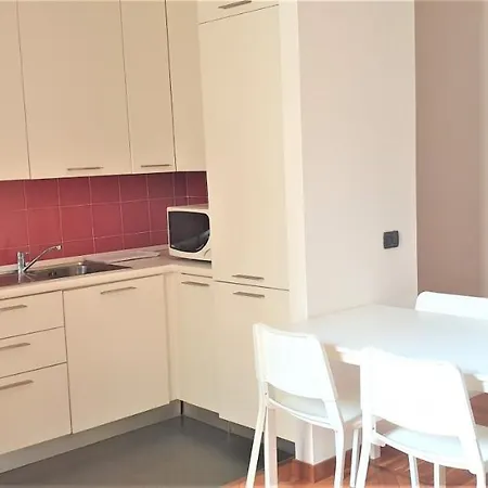Meta Italy A Porta Venezia Apartment Milan
