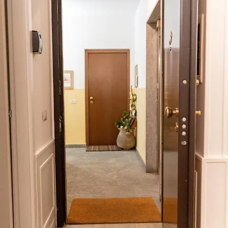 Pensjonat Mama House 4*