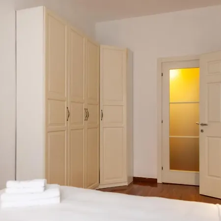 Bnbutler - Riccardo Galli - Incantevole Appartamento, A Casa Vostra! *