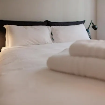 Apartment Bnbutler - Riccardo Galli - Incantevole Appartamento, A Casa Vostra! *