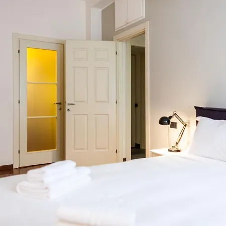 Bnbutler - Riccardo Galli - Incantevole Appartamento, A Casa Vostra! *