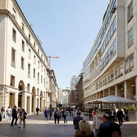 Prestige Boutique -piazza Duomo מילאנו