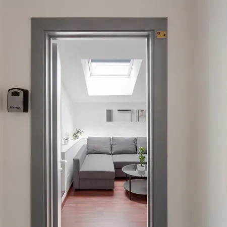 1 Bedroom & 1 Living Apt - Duomo 5 Appartement *