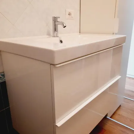 Flat In Milano, Porta Romana شقة ميلان