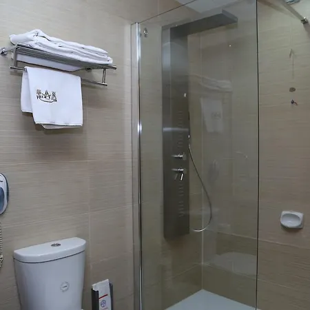 Huaxia Hotel Milan
