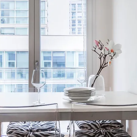 아파트 Joivy Superb Flat For 4 With Balcony Near Centrale *