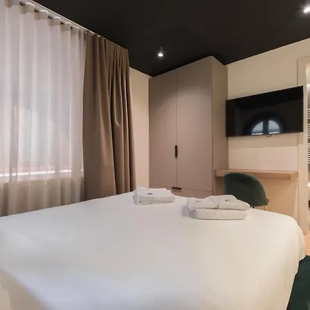 Brera Premium Near Duomo Wifi Apartman *
