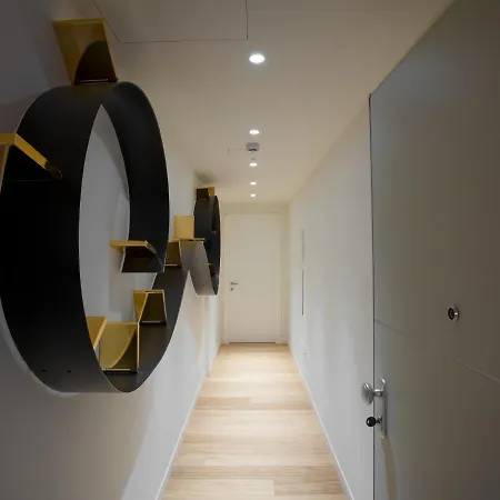 Sant'ambrogio Apartments, Reception H24 *