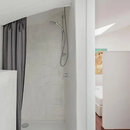 1 Bedroom Apt - Duomo 4