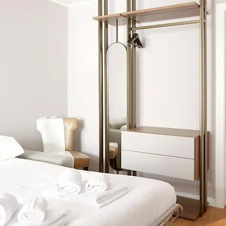 Prestige Boutique -piazza Duomo Lägenhet 4*