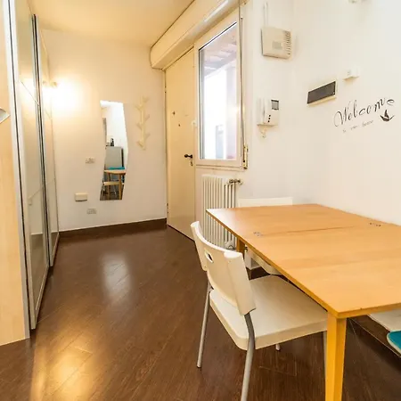Prada Apartman Milánó