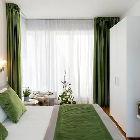 Vela Centro Con Garage Milán