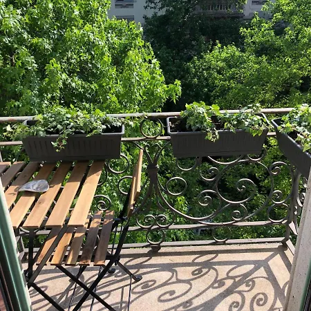 Casa Alberto Da Giussano, Elegante Bilocale In Centro Con Balcone Sul Parco *