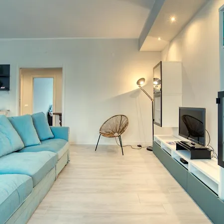Caseospitali - Casa Janas, Elegante Trilocale Per 5 In Zona Apartment Milan