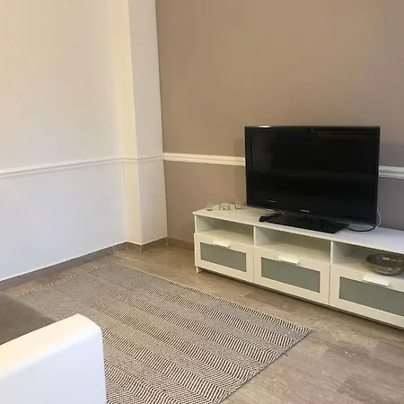 Ampio Bilocale A Milan