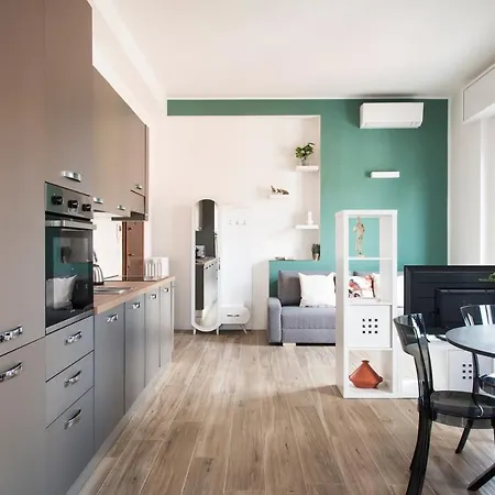 Youhosty - 25 Aprile 5 Apartmán