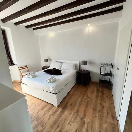 Lovely 1 Bdr In Paolo Sarpi Mediolan