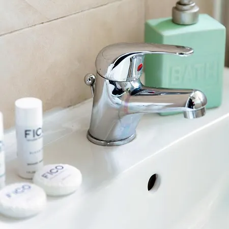 Joivy Stylish Flat, 5-minute Metro Trip To Centre Apartmán *