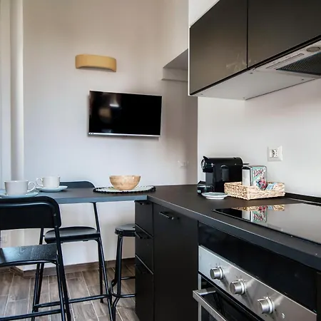 Joivy Stylish Flat, 5-minute Metro Trip To Centre Apartmán