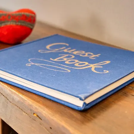 Guesthost - Casa Janas *