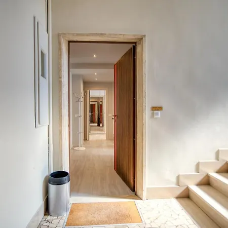 Апартаменты Caseospitali - Casa Janas, Elegante Trilocale Per 5 In Zona Милан